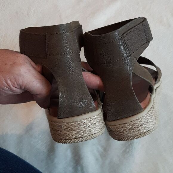 MIA Olive / Army Green Sandals - Picture 8 of 11